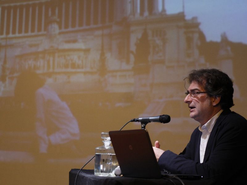 Charlas y conferencias