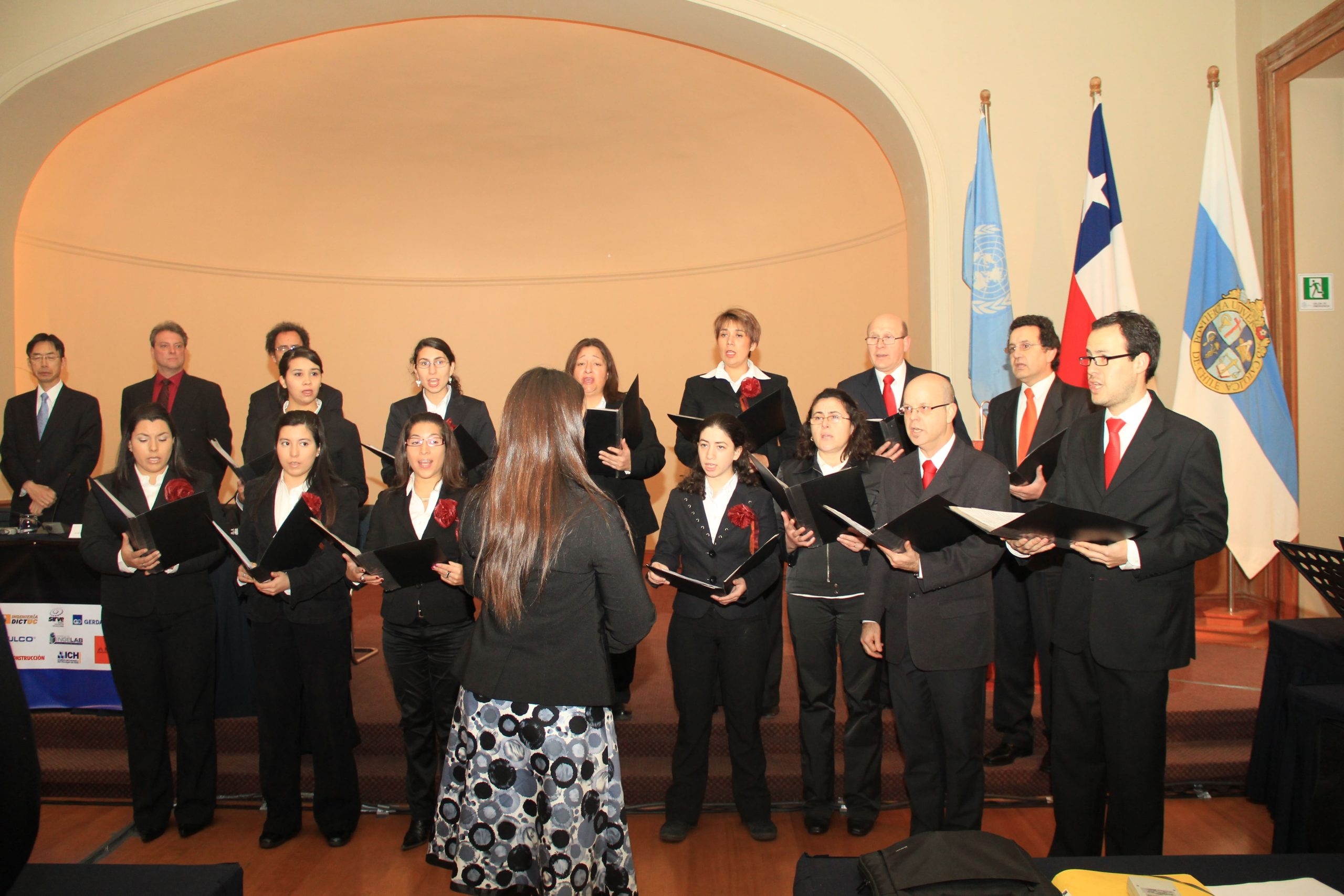 Coro Funcionarios UC 